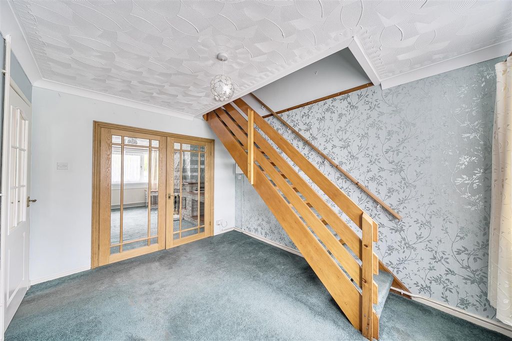 Property photo 3 of 23 1360722-17-68Dfd3Abb6681.Jpg