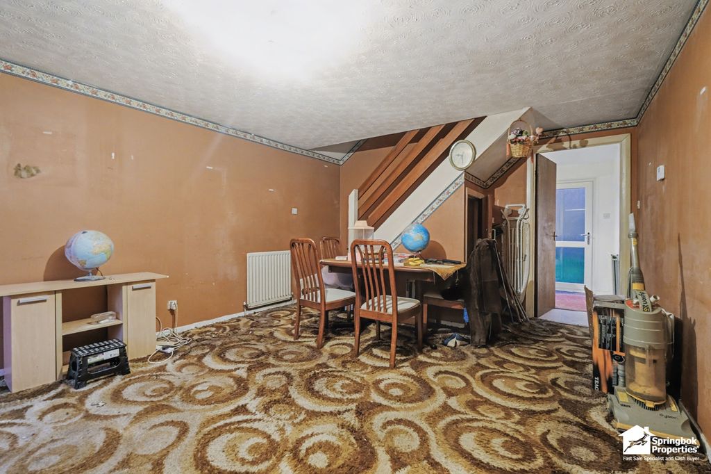 Property photo 3 of 12 Image 3