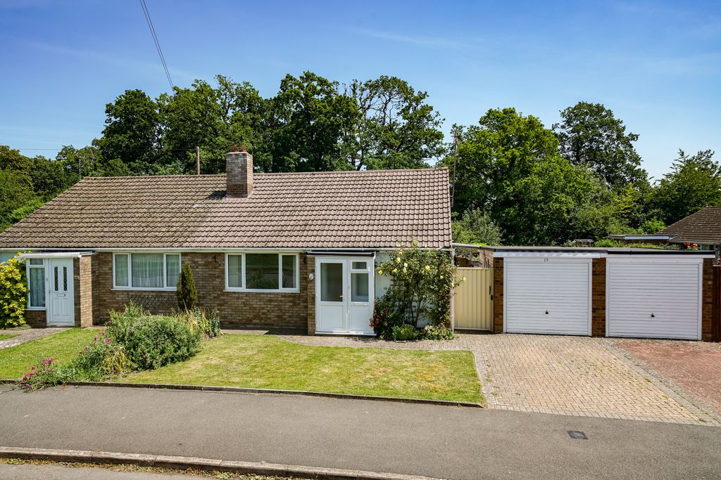 Property photo 1 of 16 19-Ambleside-00688