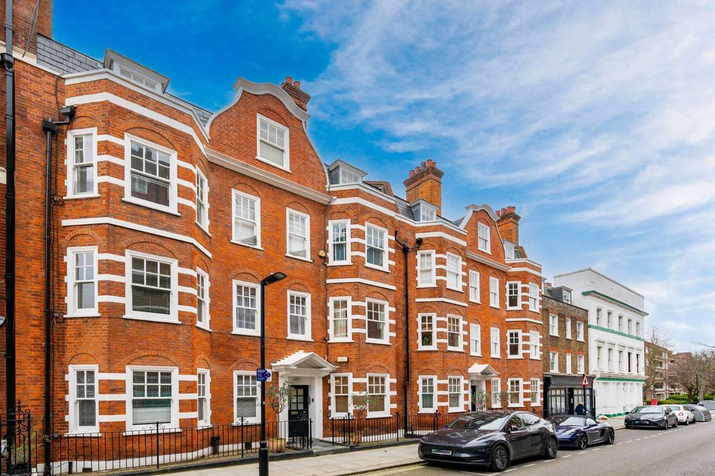 Property photo 2 of 7