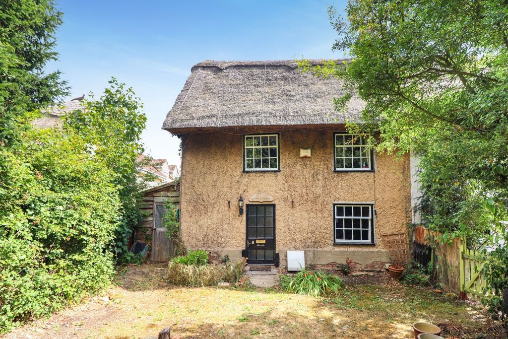 Property photo 1 of 28