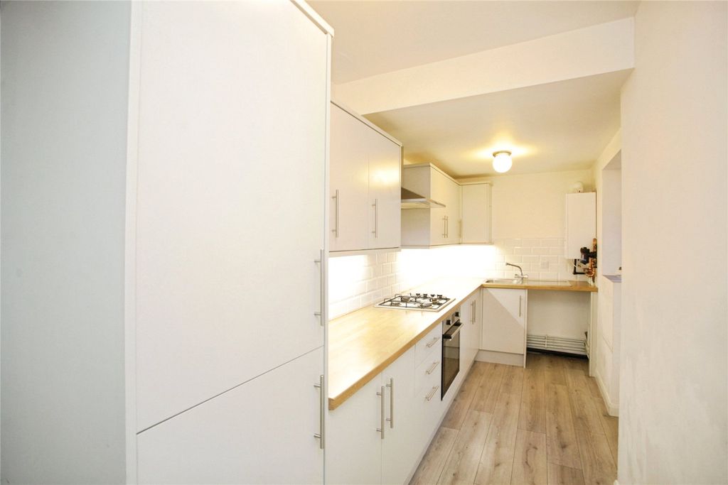 Property photo 2 of 17 Picture No. 08