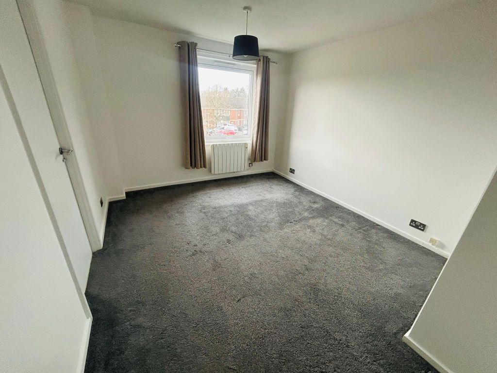 Property photo 2 of 5 Kitchen