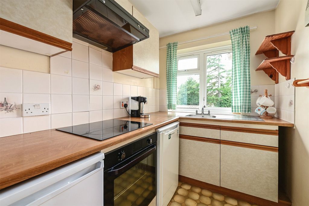 Property photo 3 of 6 Picture No. 04