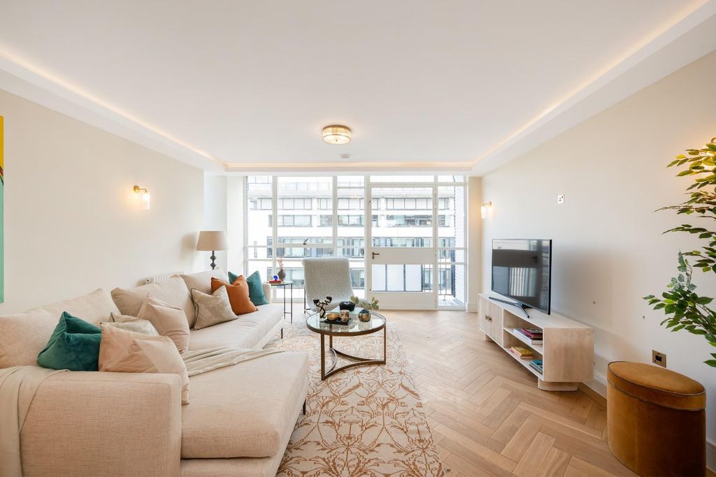 Property photo 1 of 34 23 Ambika House Hi-3.Jpg