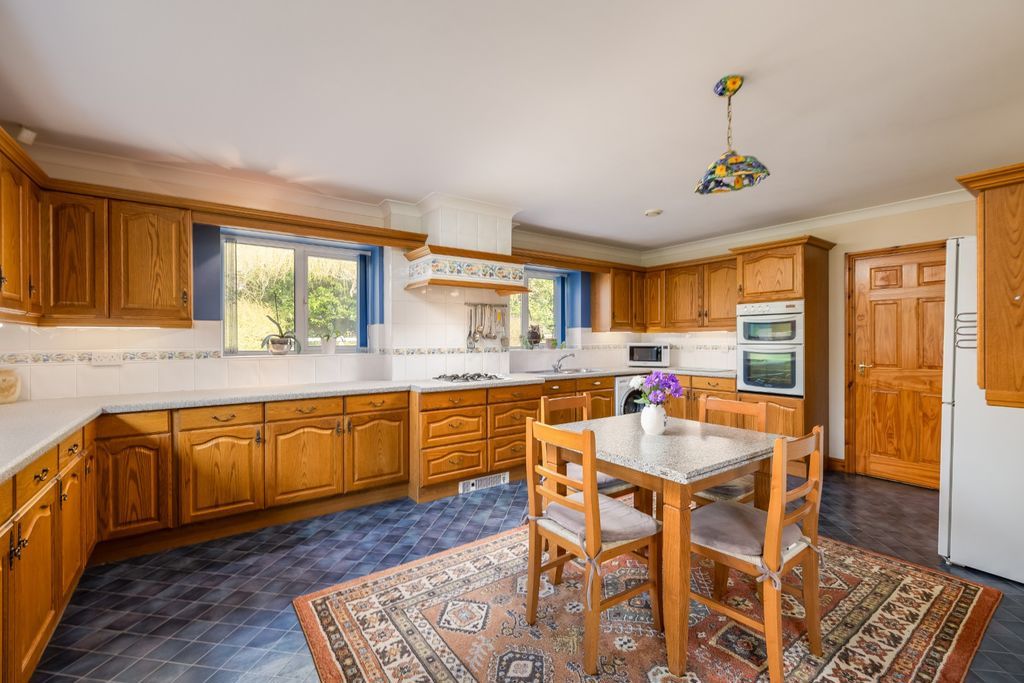 Property photo 2 of 21 Photo 2