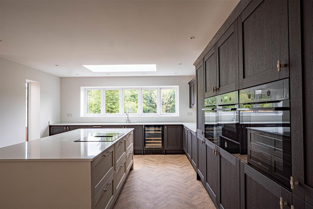 Property photo 2 of 45 Dsc08823-Hdr.Jpg
