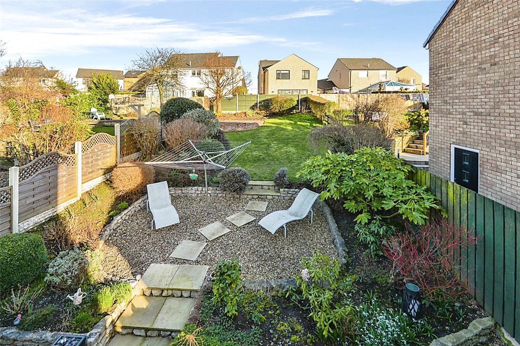 Property photo 2 of 16 Rear Garden