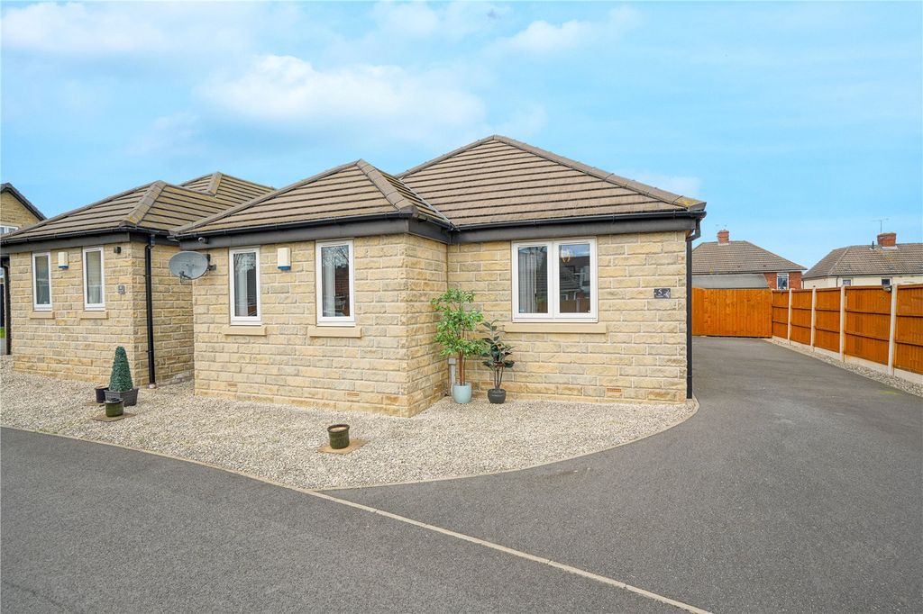 Property photo 1 of 13 Picture No. 12