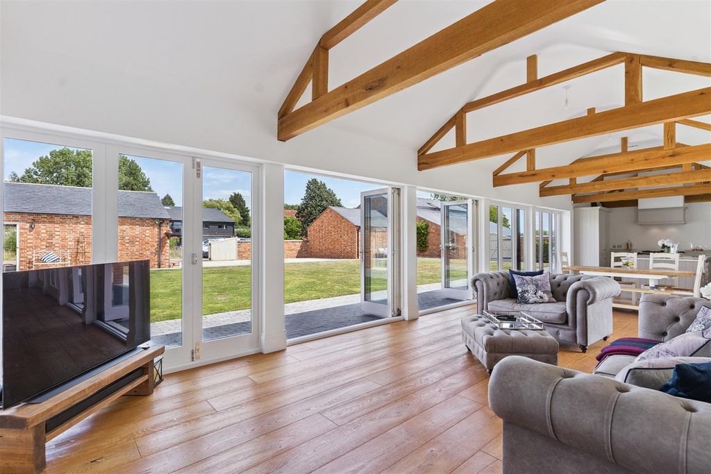 Property photo 2 of 26 New4-58A597085Fab2721A465Ac71F17Fc524.Jpg