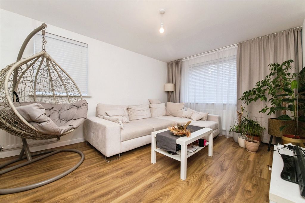 Property photo 3 of 16 Picture No. 09