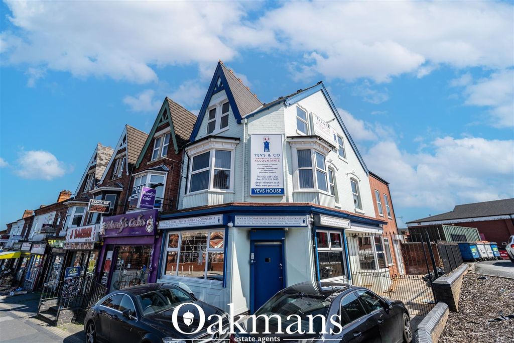 Property photo 1 of 9 Flat 2, 130 Cape Hil