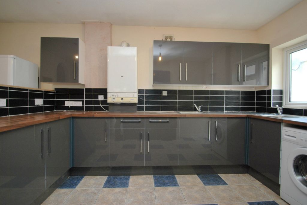 Property photo 1 of 11 Photo 1