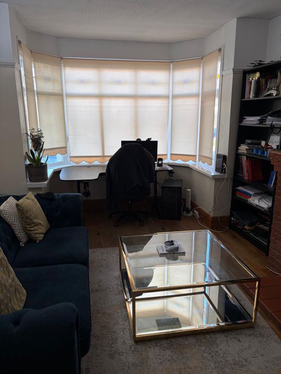 Property photo 2 of 12
