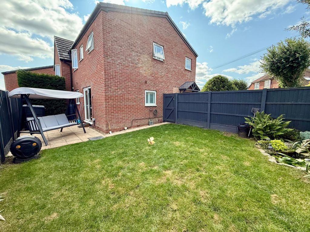 Property photo 2 of 18