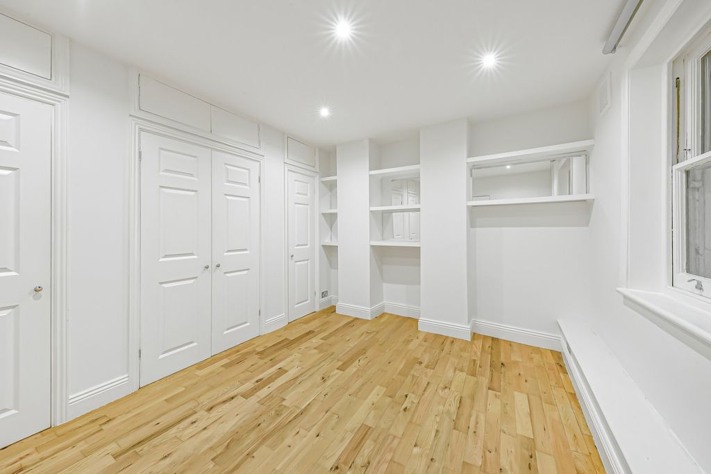 Property photo 3 of 12 Picture No. 16