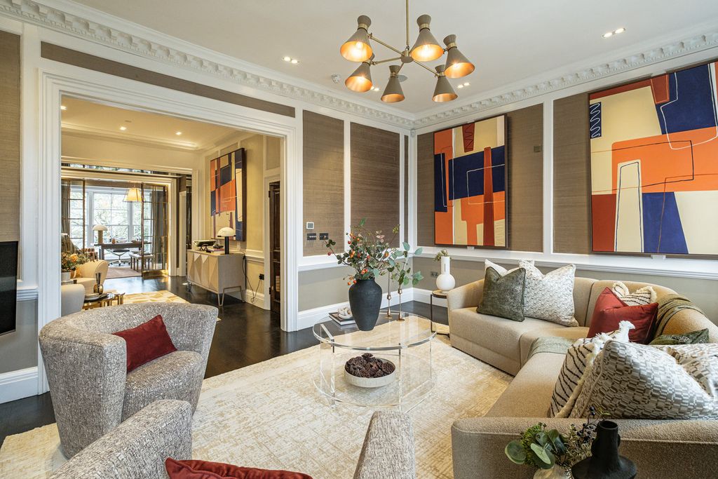 Property photo 2 of 50