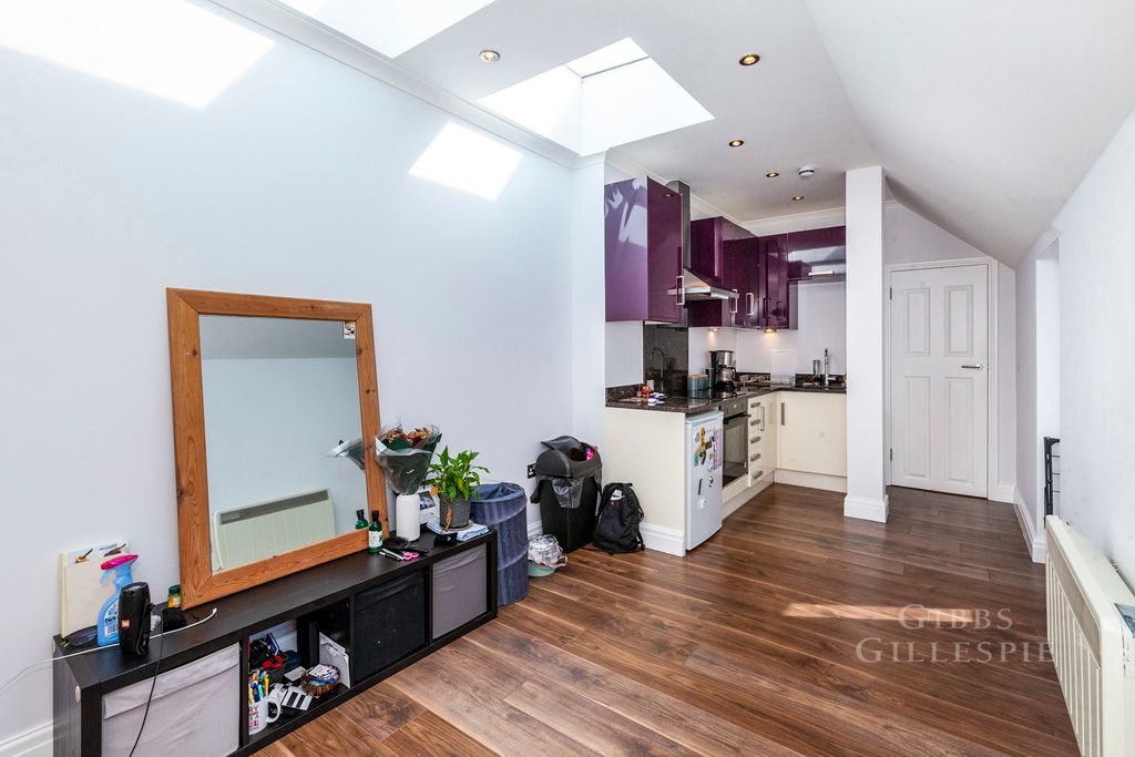 Property photo 1 of 13 Pbox-Img.Jpg