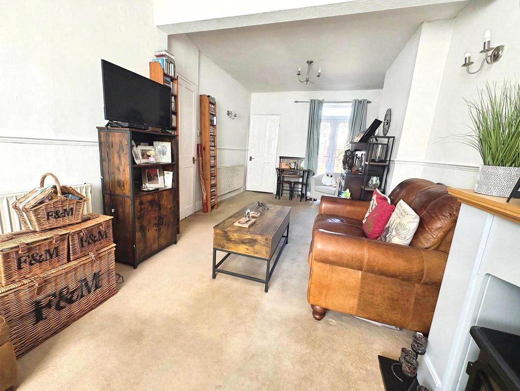 Property photo 2 of 12 Pbox-Img.Jpg