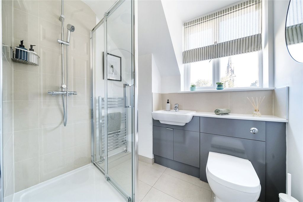 Property photo 2 of 9 1036199 (13)