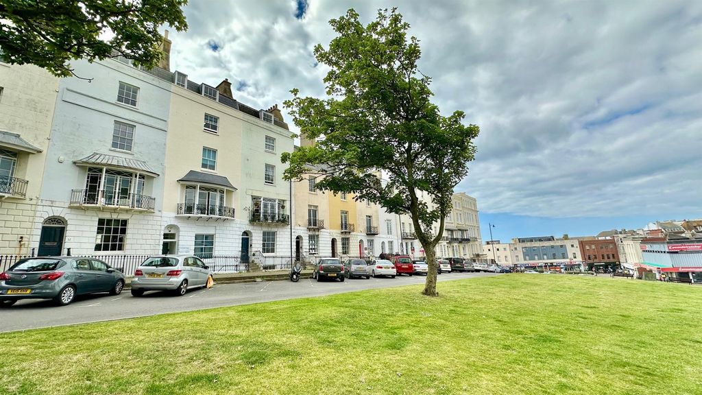 Property photo 1 of 29