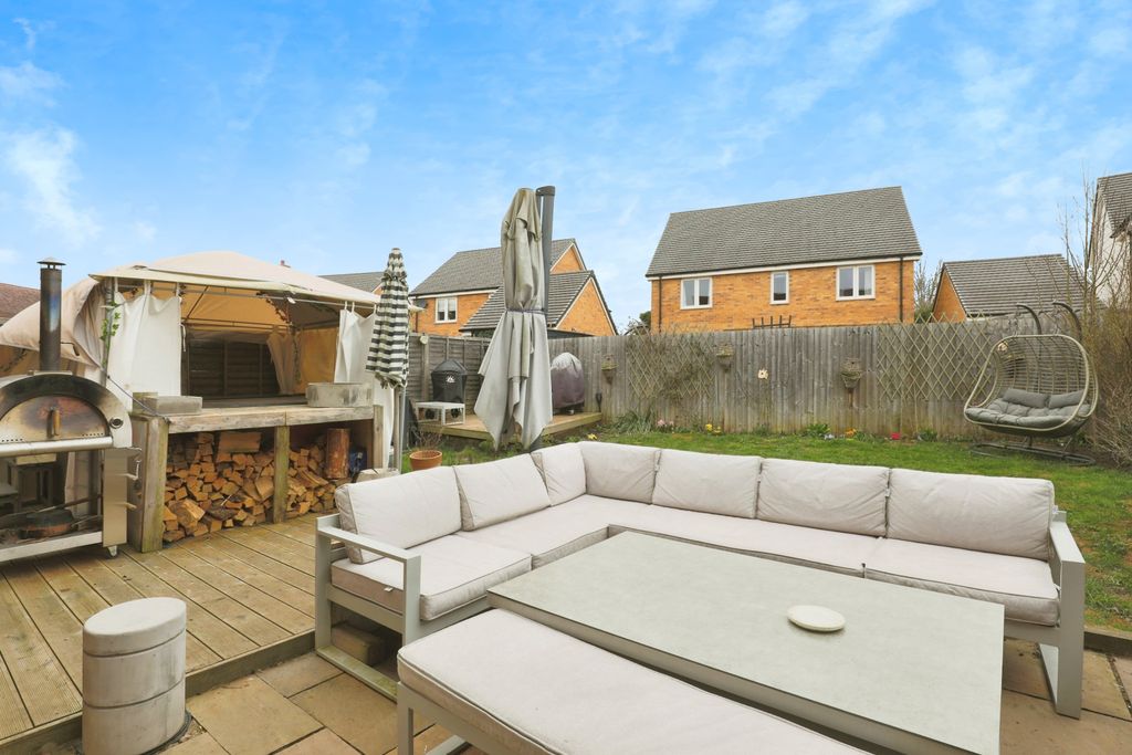 Property photo 2 of 20 Rear Garden