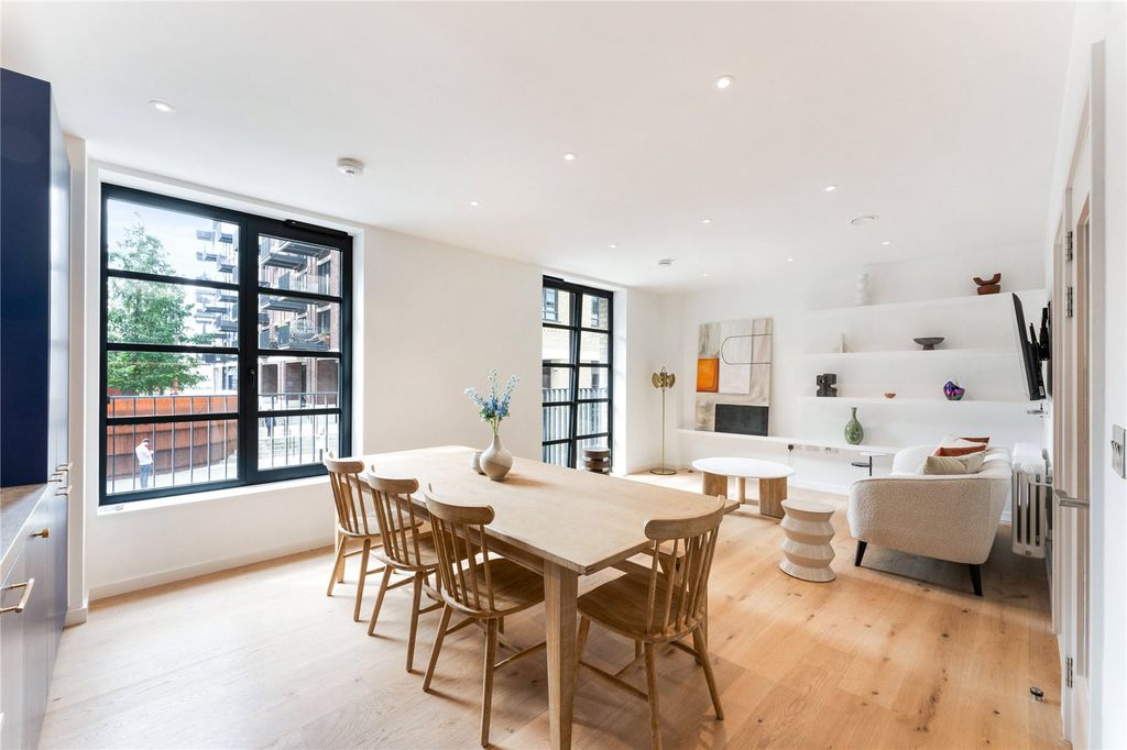 Property photo 1 of 20 Picture No. 10