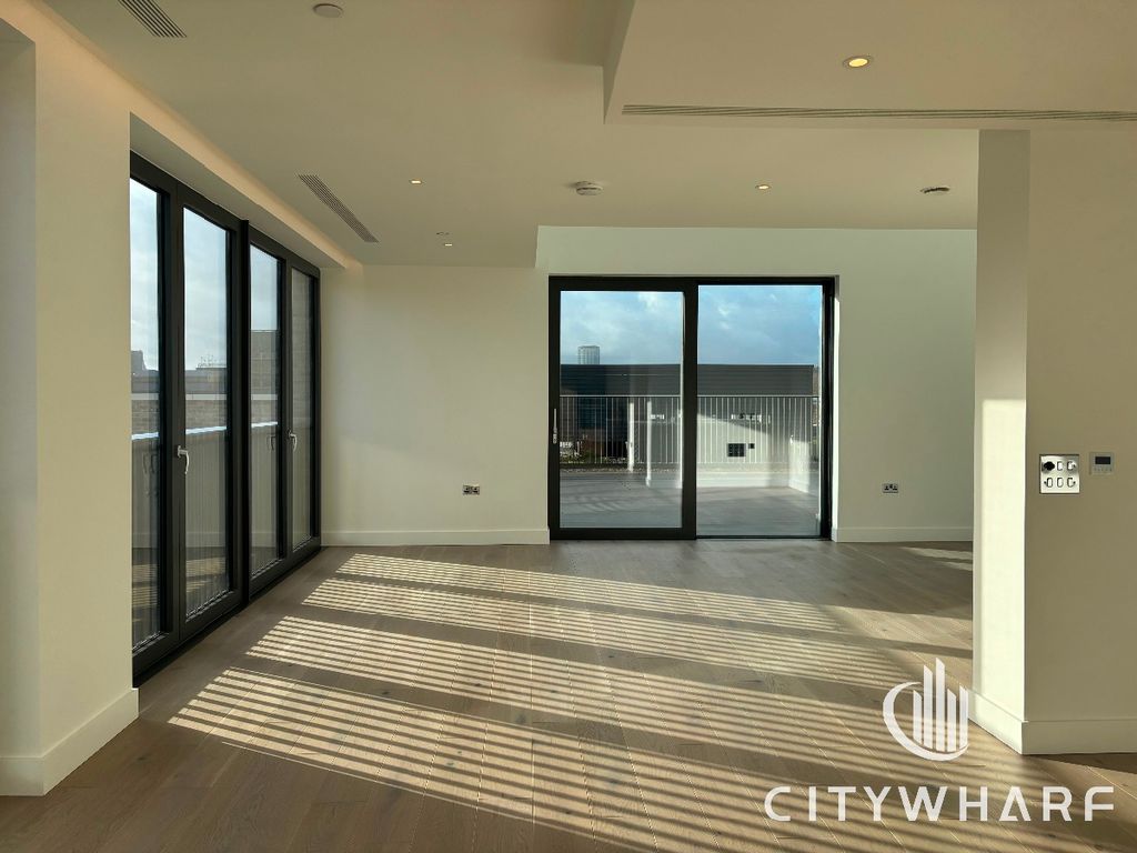 Property photo 1 of 25