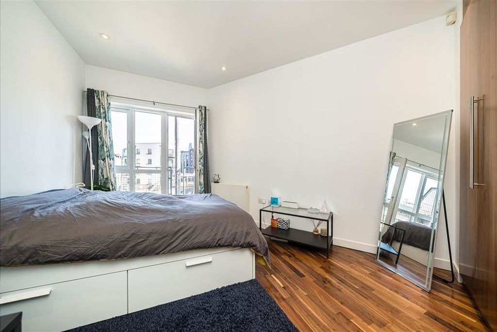 Property photo 3 of 4