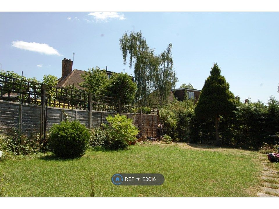 Property photo 2 of 14 Back Garden