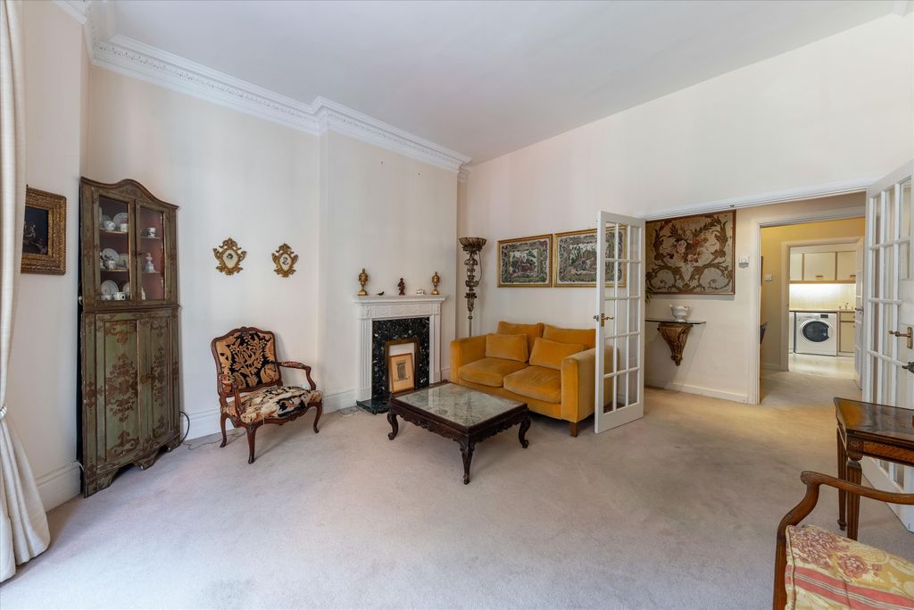 Property photo 3 of 11 Image