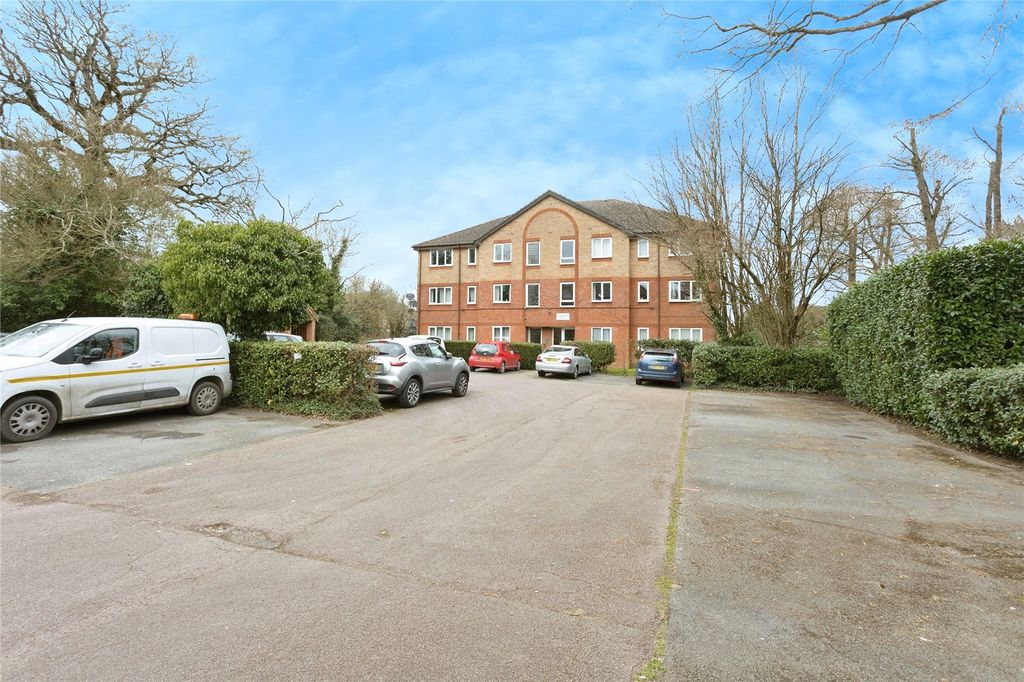 Property photo 3 of 17 Picture No. 01