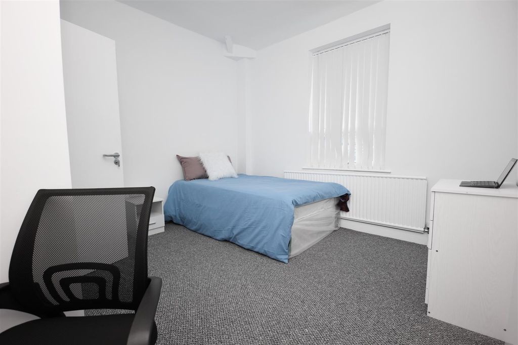 Property photo 1 of 21 28.Jpg
