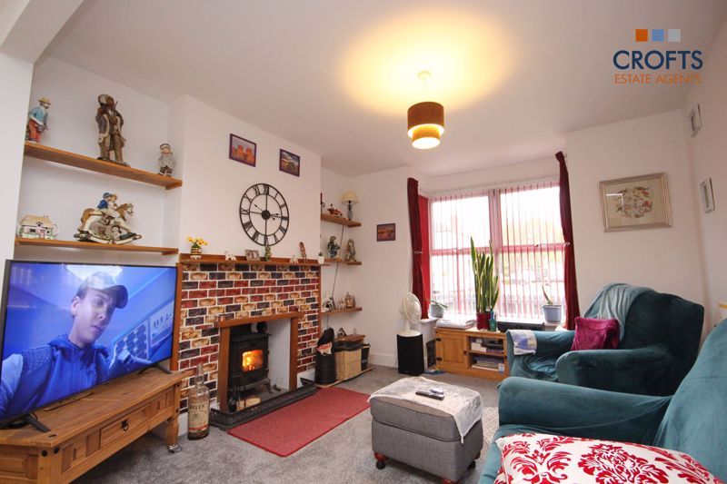 Property photo 2 of 10 Lounge