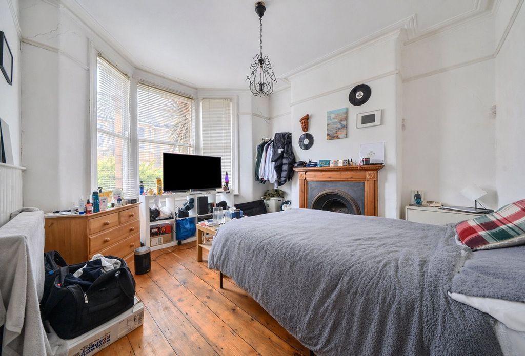 Property photo 3 of 10 Picture No. 18