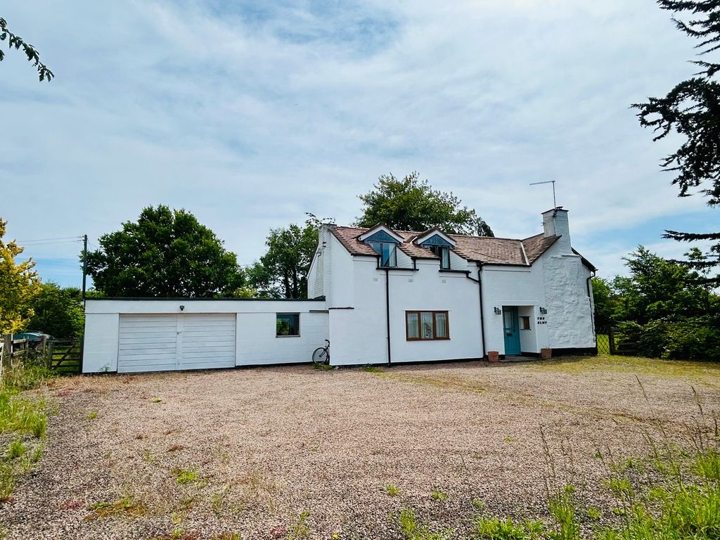 Property photo 2 of 25