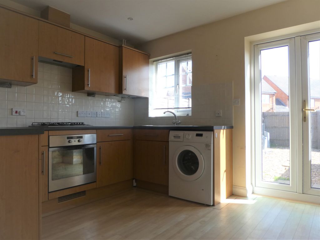 Property photo 2 of 5