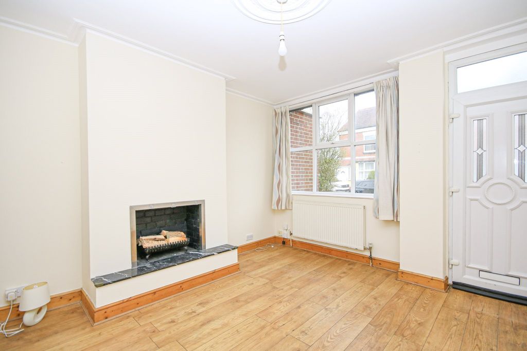 Property photo 2 of 15 17-Img_0913