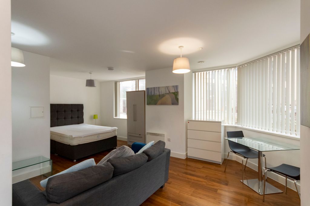 Property photo 3 of 8 Img_9662_1