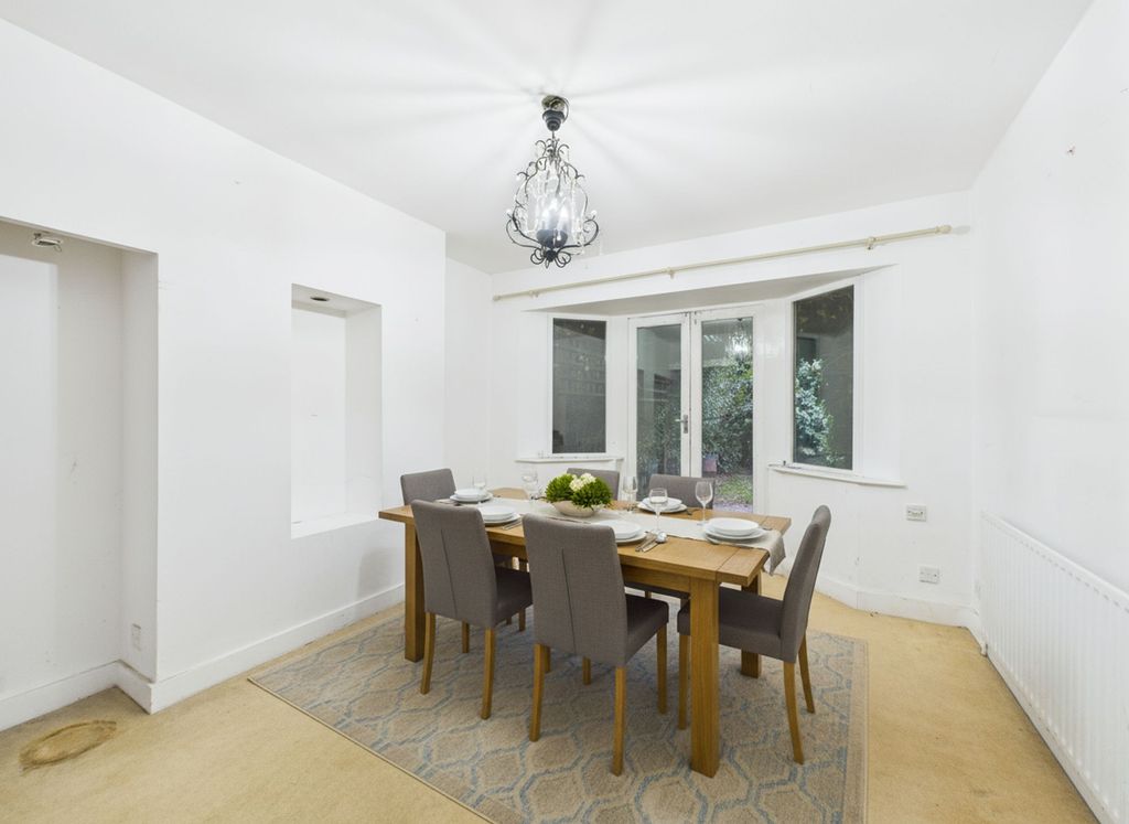 Property photo 3 of 12 Dining Area (Virtually Furnished)