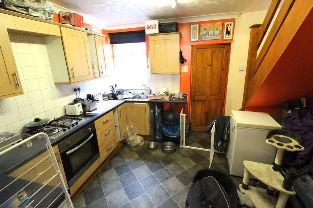 Property photo 3 of 4 Img_8666