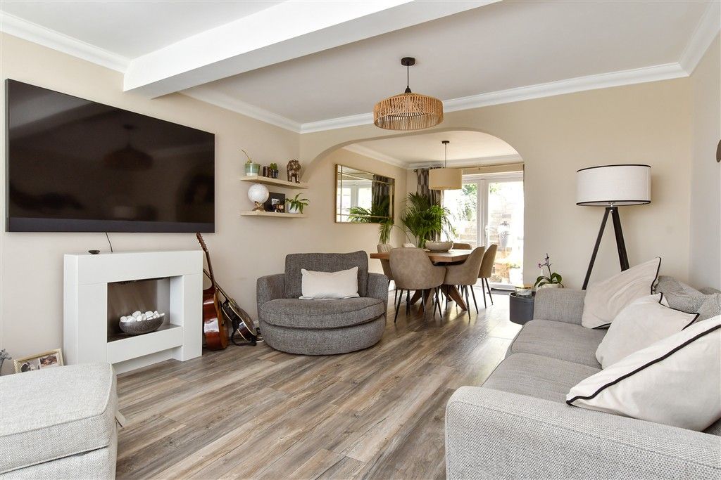 Property photo 2 of 13 Lounge/ Diner