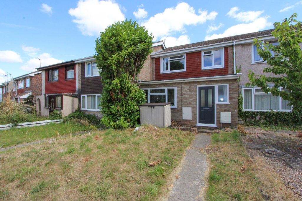 Property photo 2 of 27