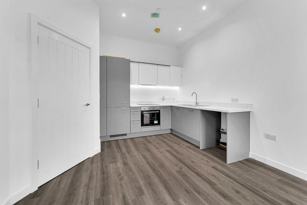 Property photo 1 of 12 Picture No. 19