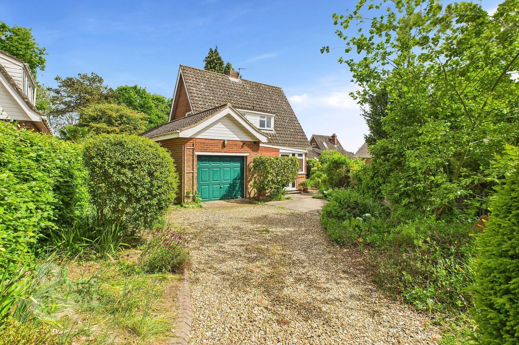 Property photo 1 of 24