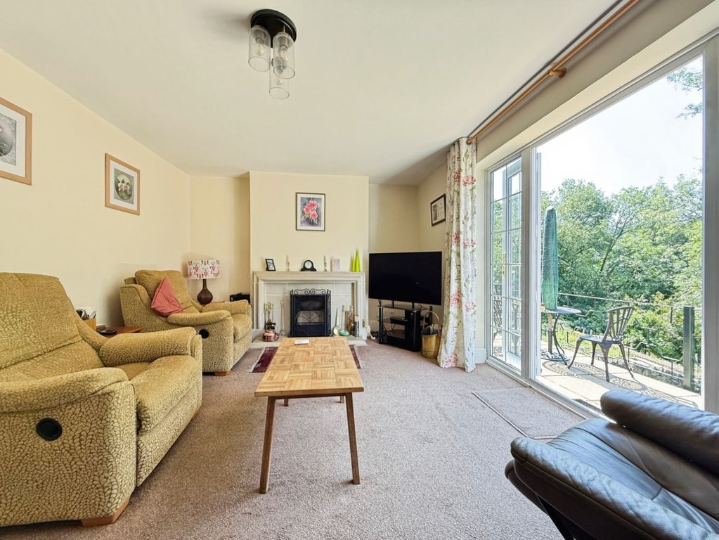 Property photo 3 of 23 Pbox-Img.Jpg