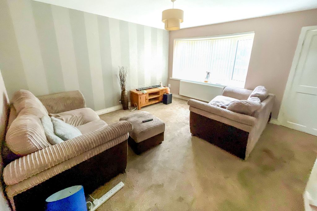 Property photo 2 of 17 28 Chatton Close, Chester Le Street, County Durham, Dh2 3Hu