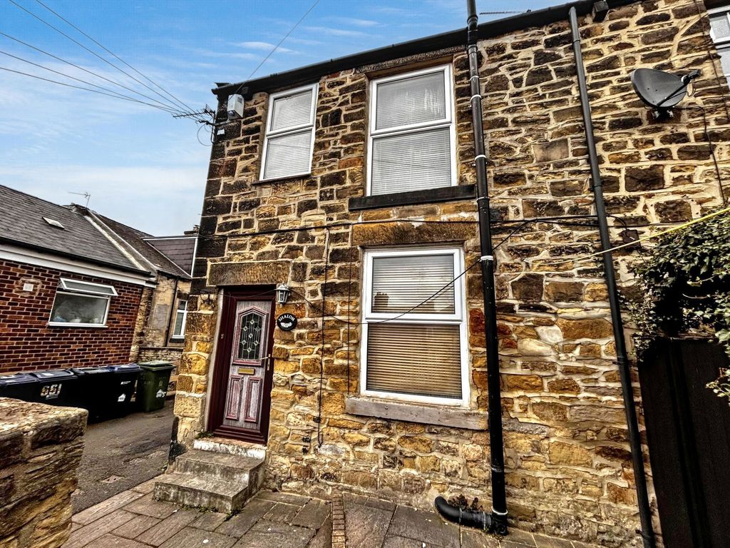 Property photo 1 of 3