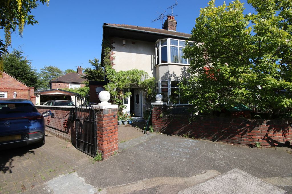 Property photo 1 of 28 Front View