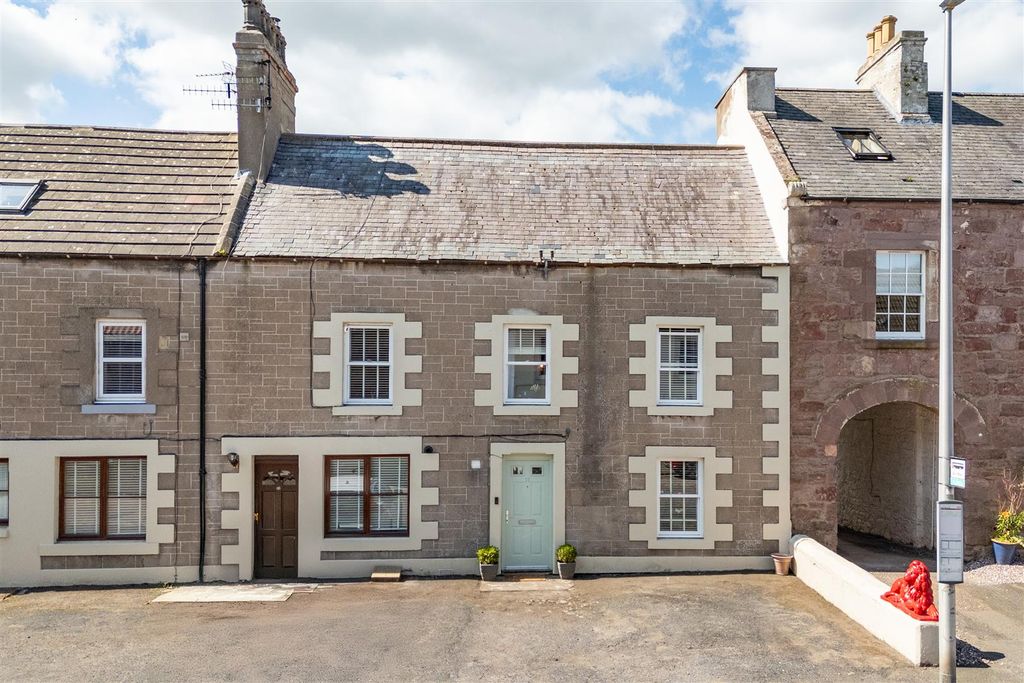 Property photo 1 of 20 12_High_Street-01.Jpg